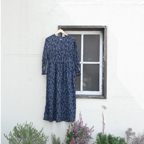 o k uni花柄プリント 長袖ロングワンピース　タグつき o k uni花柄プリント 長袖ロングワンピース タグつき Amazon.co