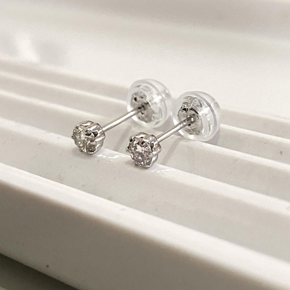 【受注生産】一粒ダイヤモンドピアス 0.1/0.1ct 計0.2ct K18YG/K18PG/プラチナ スタッドピアス 5枚目の画像