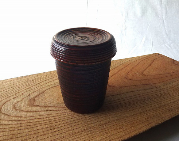 ケヤキ　小皿兼用の蓋つきカップ 2枚目の画像