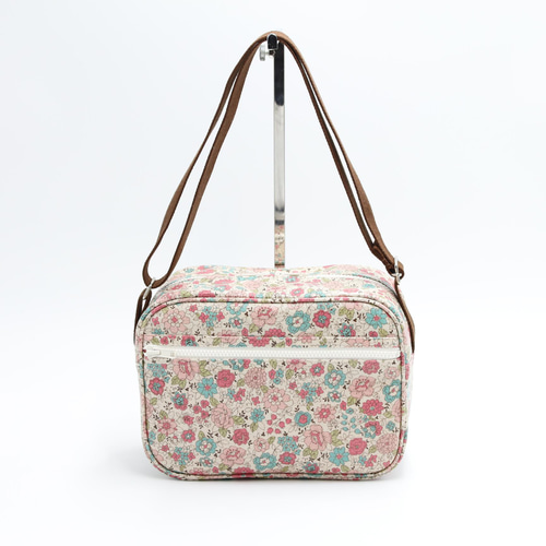 ショルダーバッグ☆花柄刺繍☆新品未使用品 薄暗く