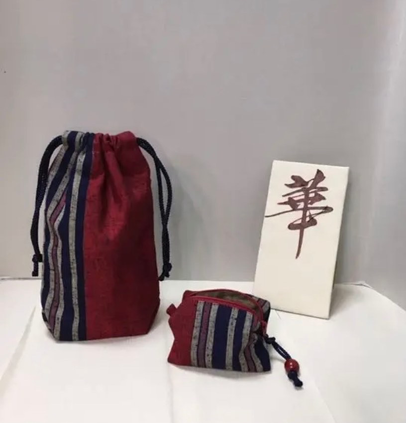 三点セット　久留米絣赤 4wayポーチ　ショルダーバッグ　多機能巾着　アクセサリー　小銭入れ　サニタリー　化粧ポーチ