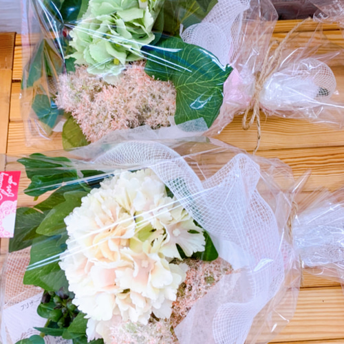 スモークツリー　+紫陽花付け足し　ラッピング スモークツリー +紫陽花付け足し ラッピング