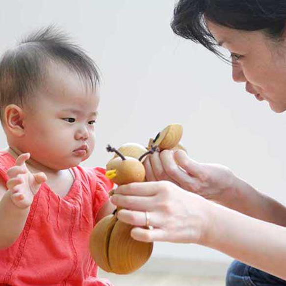 赤ちゃんガラガラ名前セット・木のおもちゃ・かえる・ベビー・安全・動物・出産祝い・ファーストトイ 8枚目の画像