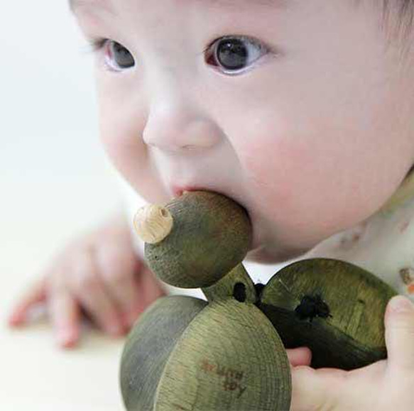 赤ちゃんガラガラ名前セット・木のおもちゃ・かえる・ベビー・安全・動物・出産祝い・ファーストトイ 7枚目の画像