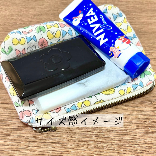 16cm（四角いかたち）ファスナーポーチ｜ふんわりポーチ フルーツ柄