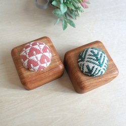 ミニ座布団 紗綾形 10cm角 4枚セット 置物用 飾り座布団 ミニチュア