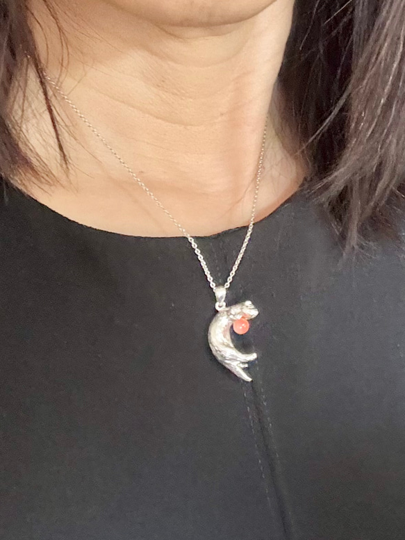 フェレットのネックレス（コーラル） 13枚目の画像