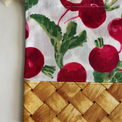 お野菜とカゴプリントの巾着袋　(ラディッシュ、トマト、とうもろこし) 4枚目の画像
