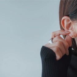 送料無料【24KGP（SV925）】小花スタッドピアス／シンプル silver925 Flowerゴールドシルバー 4枚目の画像