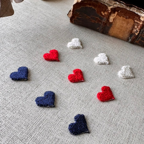 ハート「LOVE」（レッド）/ 3枚セット/刺繍アイロンワッペン 12枚目の画像