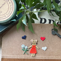 ハート「LOVE」（レッド）/ 3枚セット/刺繍アイロンワッペン 17枚目の画像