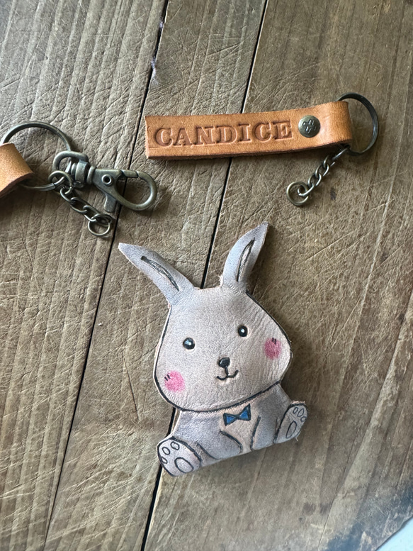可愛兔兔仔  純牛皮鑰匙款- 刻名字 第3張的照片