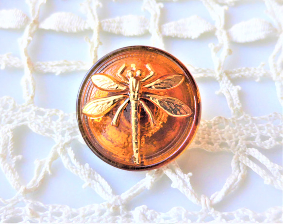 蜻蜓棕色捷克玻璃鈕扣 1 件 第2張的照片