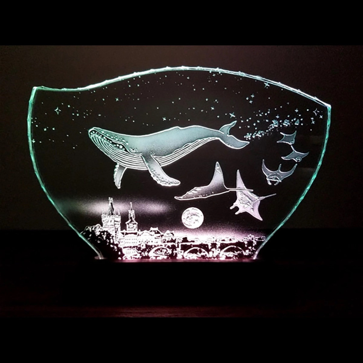 星降る夜・クジラとマンタ（ガラス：LLサイズ）SCULPTORIUM　ガラスエッチング照明