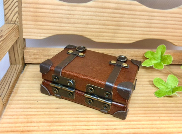 革細工　ミニチュアトランク　miniature trunk. 3枚目の画像