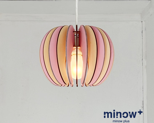 【新品・未使用品】 minow plus 木製ペンダントライト 60w f419cf899303b48d75b7a6aacb920e
