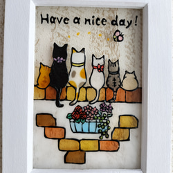 送料無料*ステンドグラス風*猫とレンガの壁・ホワイト系・黒猫・ミケ