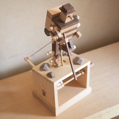 木挽きおじさん　からくり木地玩具 木挽きおじさん からくり木地玩具