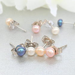 4mm～4.5ｍｍ　淡水パール　シルバー925　ペア1組 　天然石スタッドピアス【カラー選択】 ～冠婚葬祭や普段使いに 5枚目の画像