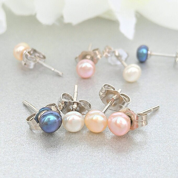 4mm～4.5ｍｍ　淡水パール　シルバー925　ペア1組 　天然石スタッドピアス【カラー選択】 ～冠婚葬祭や普段使いに 5枚目の画像