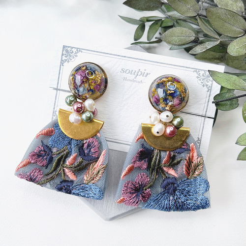 大ぶりチュールインド刺繍リボンタッセルイヤリング/ピアス イヤリング