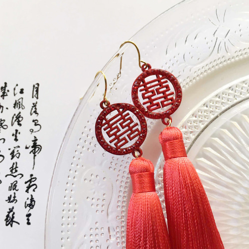 チャイナ ピアス 双喜 タッセル レッド 中華 中国 シノワズリ 耳飾り