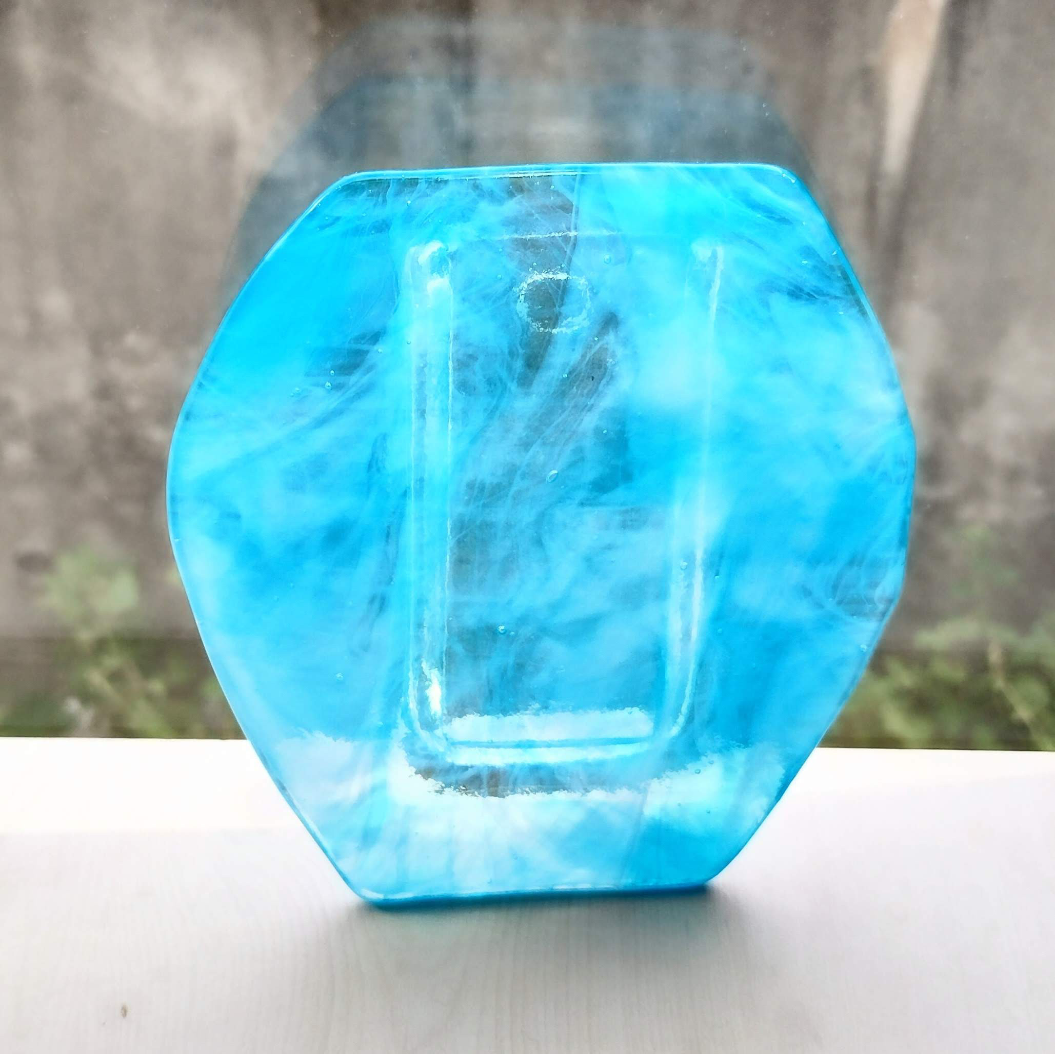【再販】流れるターコイズブルーが美しいガラス壁掛け花瓶　花入れ　フラワーベース　花器