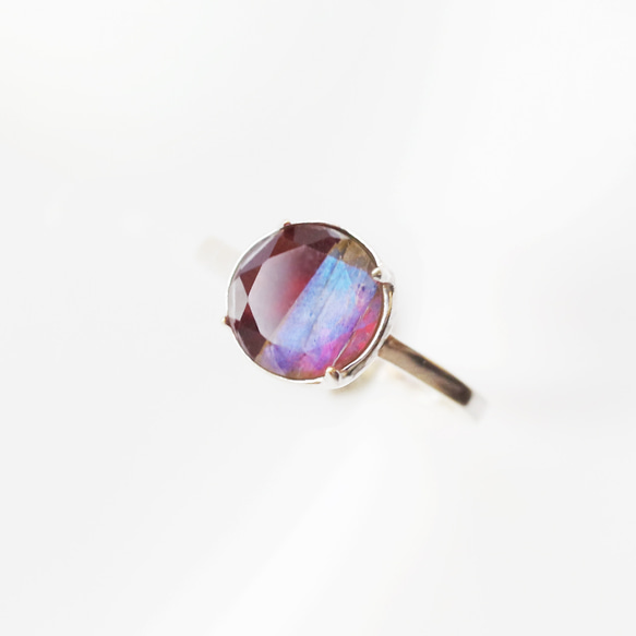 アガット タブレット リング★サファイア トパーズ ラブラドライト★14号 ガーネット×ラブラドライト×クォーツの トリプレットストーンリング