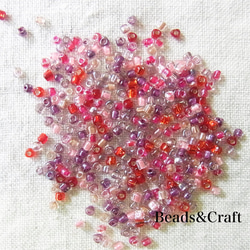 トライアングルビーズ　赤　(6g) 1枚目の画像