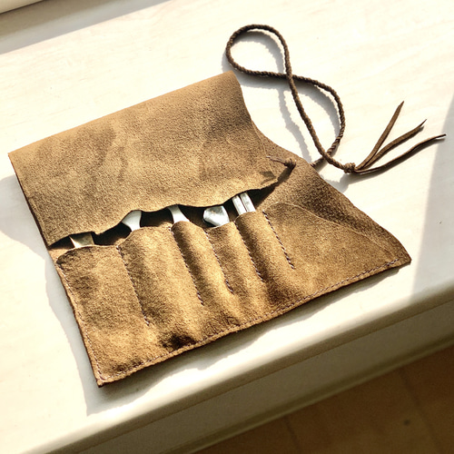 オンボロ風のレザーカトラリーケース その他キッチン小物 JISON 通販