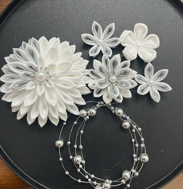 つまみ細工　髪飾り　ダリアセット　選べるゴールドシルバー 6枚目の画像