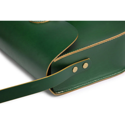 ショルダーバッグ 本革 ヌメ革 斜めがけ 背面ポケット付き レディースバッグ グリーン 緑 094 5枚目の画像