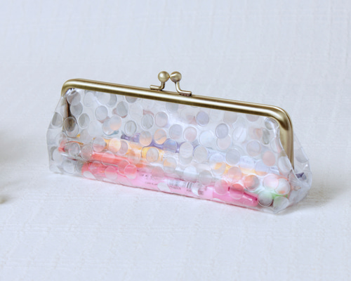 チ*ん様 【期間限定】 レトロ スヌーピー　がま口　ビニールポーチ　クリア　グロ 楽天市場】スヌーピー 畳刺繍ペンポーチ がま口 ジョー・クール