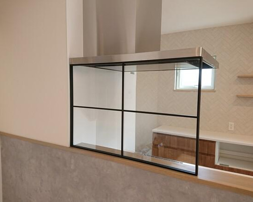 室内窓  油ガード  ガラス  窓  アイアン  飾り窓【半額以下】 室内窓 油ガード ガラス 窓 アイアン タカラスタンダード アイアン