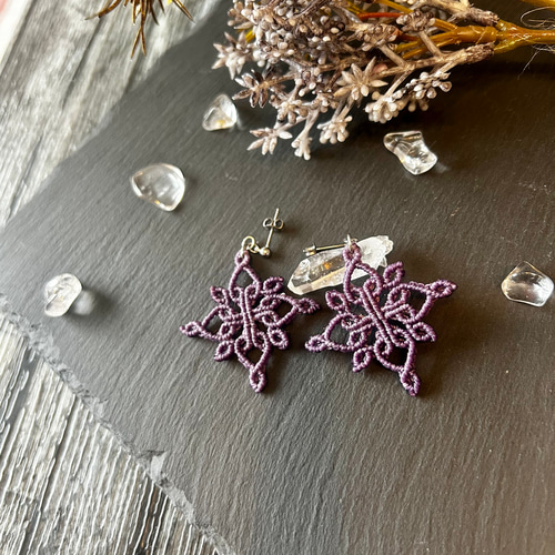 幾何学模様のマクラメピアス（イヤリング）曼荼羅モチーフ ピアス