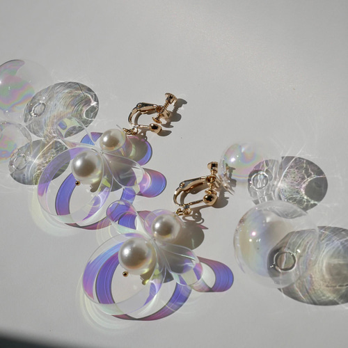 PVC リボン イヤリング/ピアス 【オーロラクリア】 イヤリング