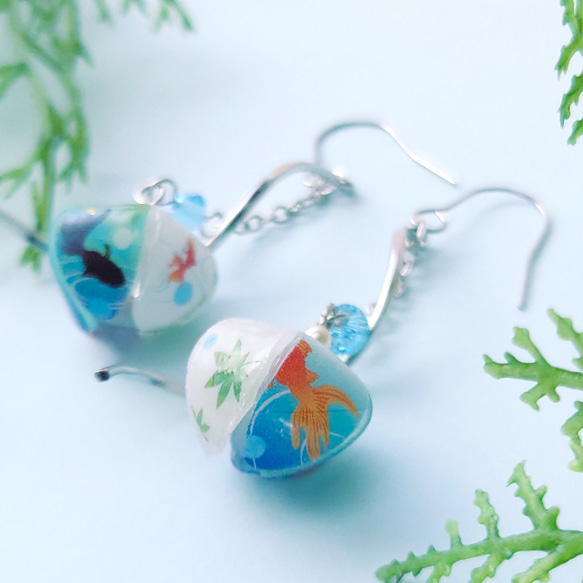 和柄鬼灯-金魚-のイヤリング・ピアス イヤリング・ノンホールピアス を