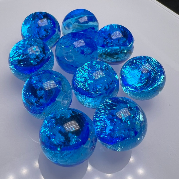青芯 蓄光 ホタルガラス 10mm 10個セット 沖縄とんぼガラス とんぼ玉 夜光タイプ 5枚目の画像