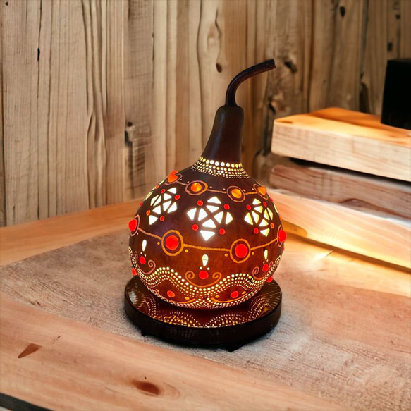 ひょうたんランプ　金属台座付き ひょうたんランプ---LEAFー | ひょうたんランプ bun bun