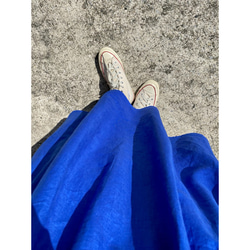 RATA ❤️ 常規長度 ❣️ 美麗鞦韆 ❤️ 成人長裙 ❤️ 亮藍色 ❤️ 100% 高品質亞麻 ❤️ 第4張的照片