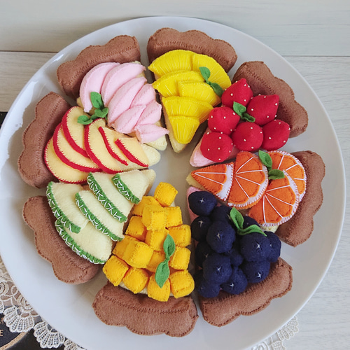 受注製作】フェルト おままごと えらべるタルトケーキ(1個
