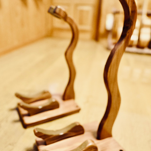 2台セット】手作り木工 木製バイオリンスタンド （ニス仕上げ） 1本