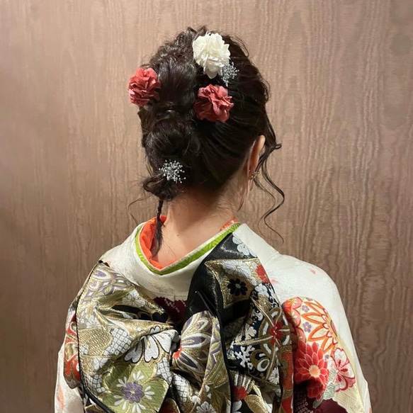 髪飾り シルバーレッド 卒業式 入学式 成人式 七五三 前撮り 和装 着物 小物 袴 ヘッドパーツ 結婚式 パーティー 4枚目の画像