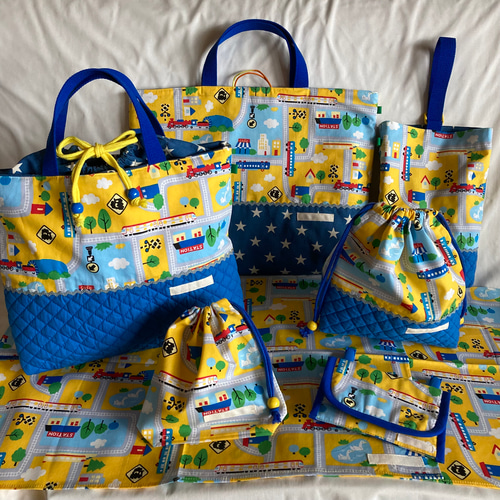 ナップサック　上履き入れ　お弁当袋✖️4コップ袋✖️4ランチョンマット✖️4 ナップサック 上履き入れ お弁当袋✖️4コップ袋✖️4ランチョンマット