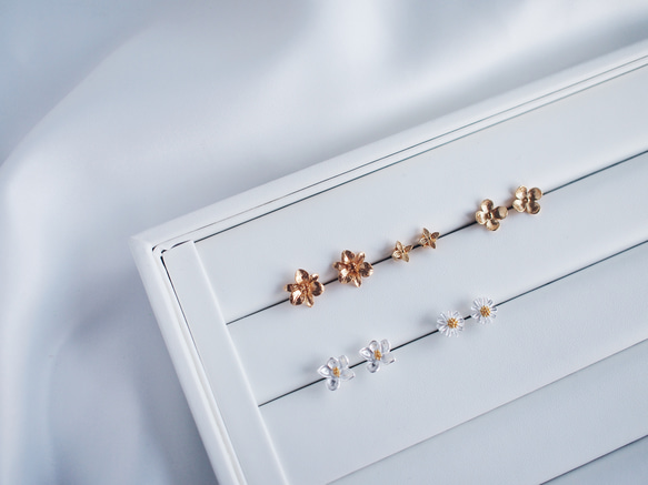 送料無料【SV925】花 マーガレット スタッドピアス  真実の愛 信頼 シルバー シンプル　silver925 7枚目の画像