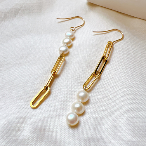 アレルギーでも安心˚✧₊⁎淡水パールのサージカルステンレスチェーン