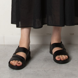 【限量特價】刺繡皮革涼鞋，露趾，可調式魔鬼氈，棕色，S001 第12張的照片