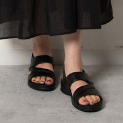 【限量特價】刺繡皮革涼鞋，露趾，可調式魔鬼氈，棕色，S001 第3張的照片