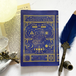 Fantasy Celestial Old Book 1/Phases of the Moon(Blue) Book Cover 第1張的照片