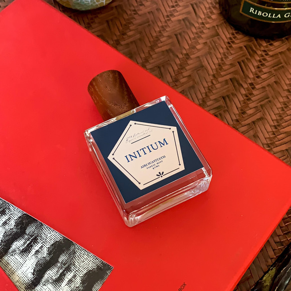 【Initium】- 40ml - アロマミスト | フランス製高級ガラスボトル | シトラス | 集中力 3枚目の画像